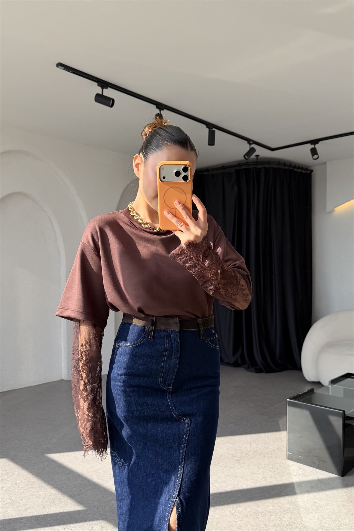 Hervix Kahve Dantel Kollu Tshirt