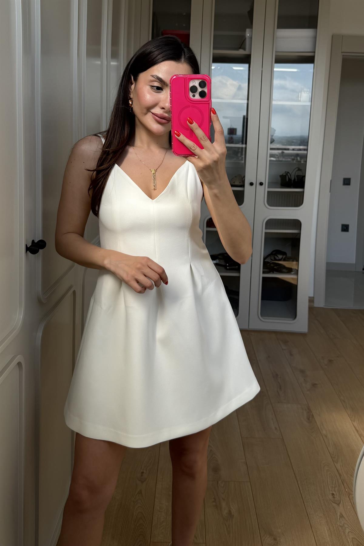 Holly Beyaz Belden Oturtmalı Elbise