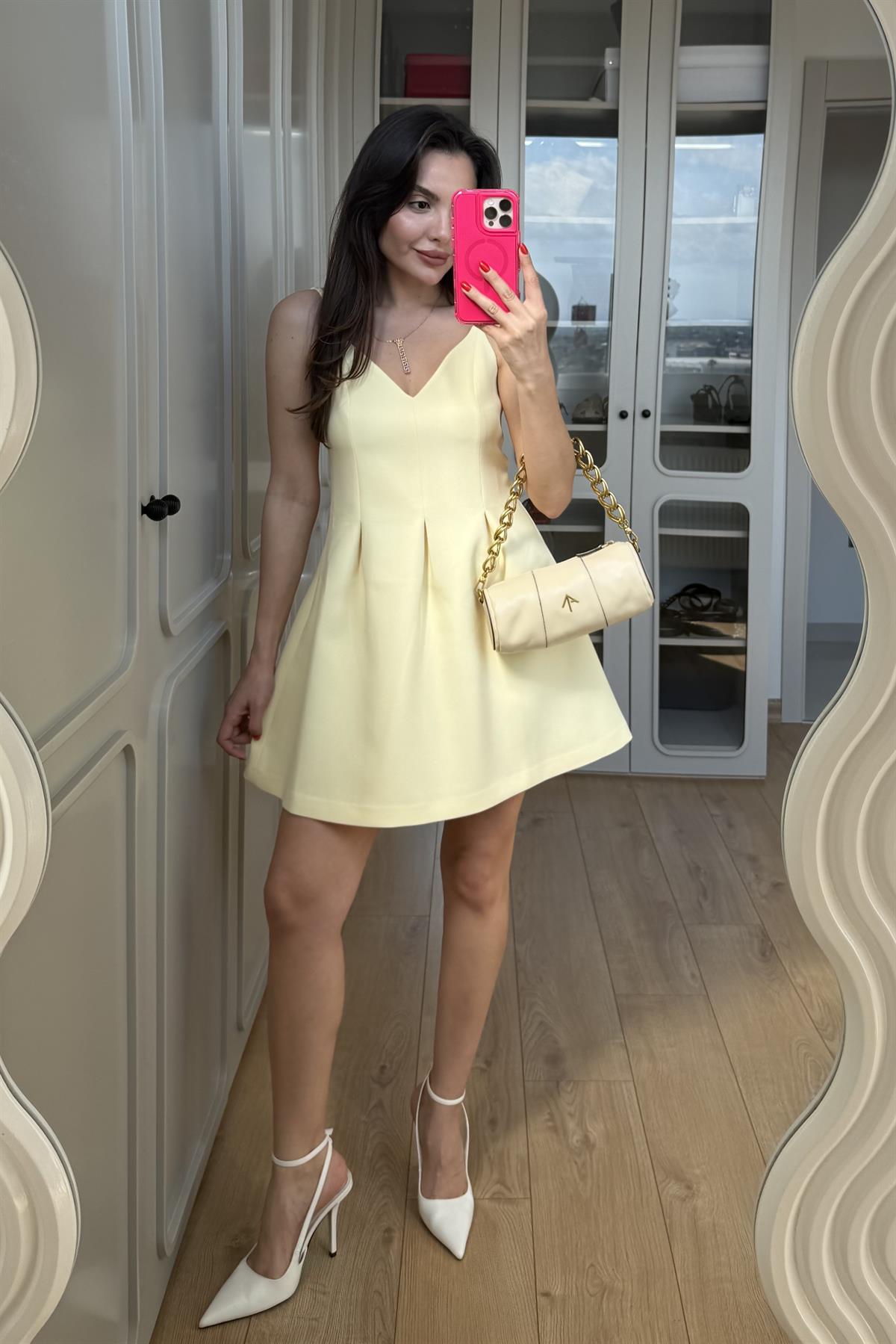 Holly Sarı Belden Oturtmalı Elbise