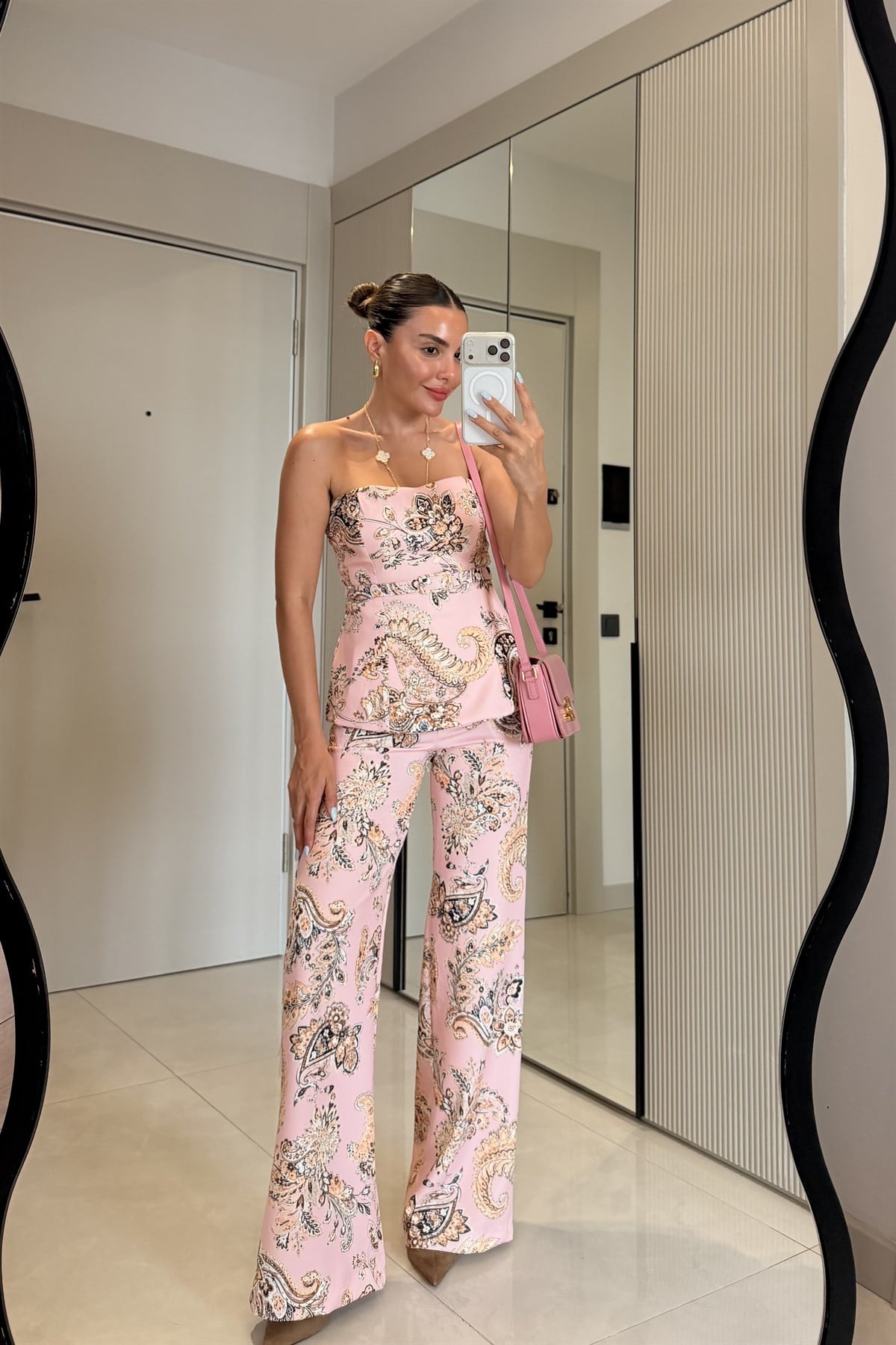 İbiza Pembe Kemerli Şal Desen Straplez Bluz Pantolon Takım