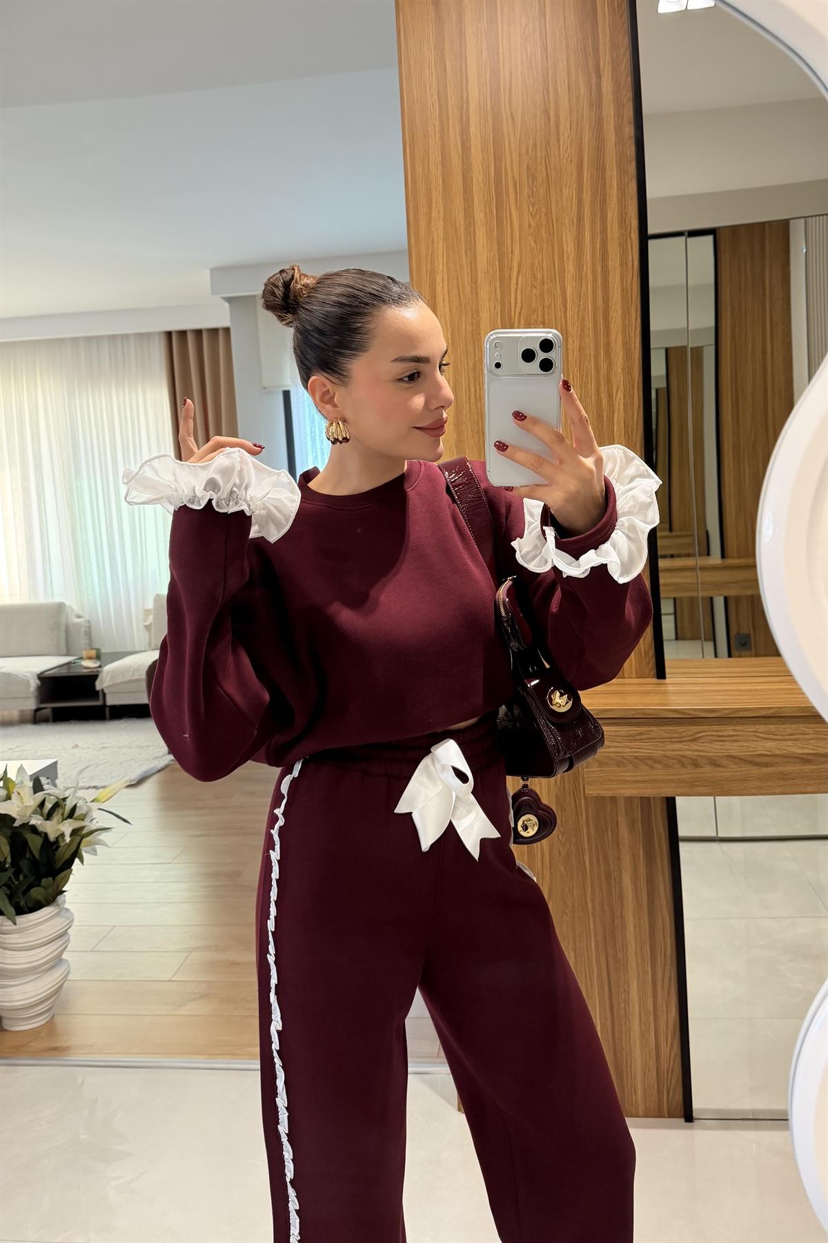 Isabell Bordo Şardonlu Tasarım Takım