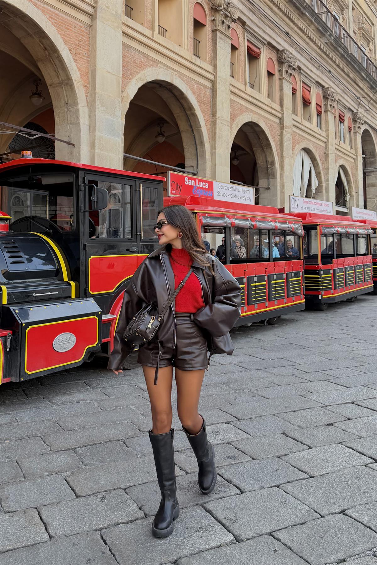 Italy Acı Kahve Mini Şort
