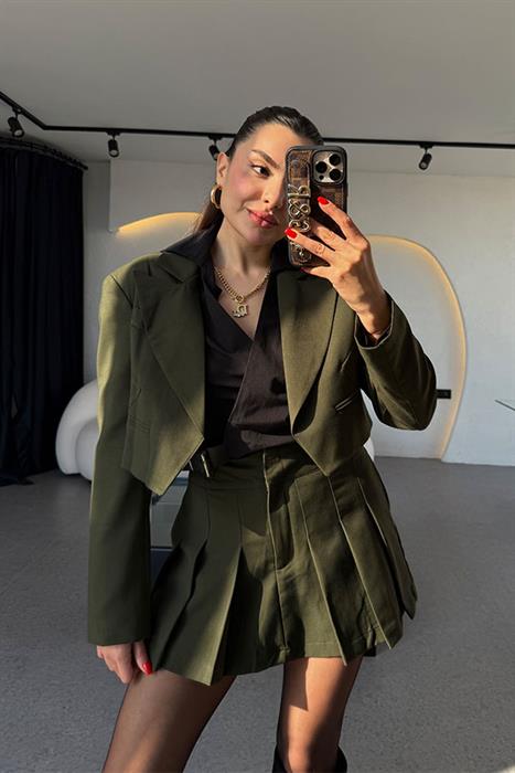 Jacke Haki Pileli Şort Etek