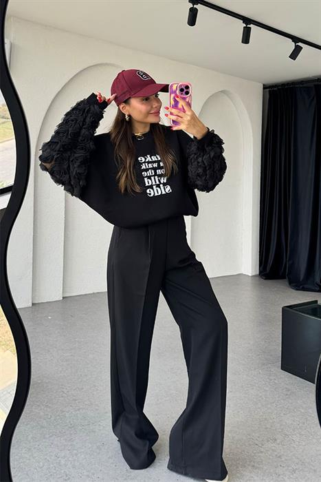 Jaelyn Güllü 3 Boyutlu Şardonlu Sweat