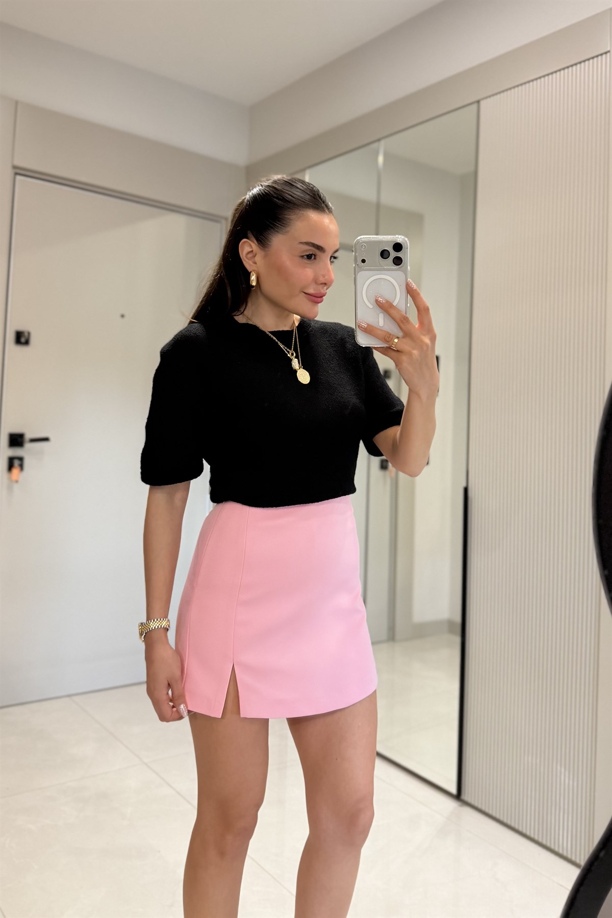 Janelle Pembe Yırtmaç Detay Şort Etek