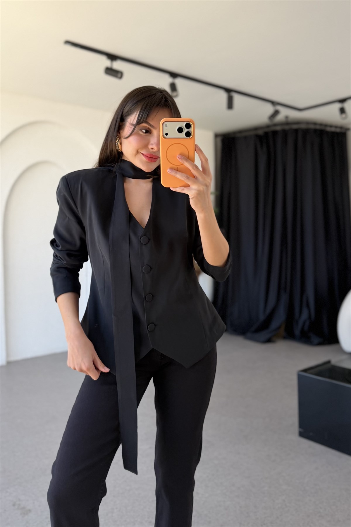 Janely Siyah Şallı Blazer Ceket