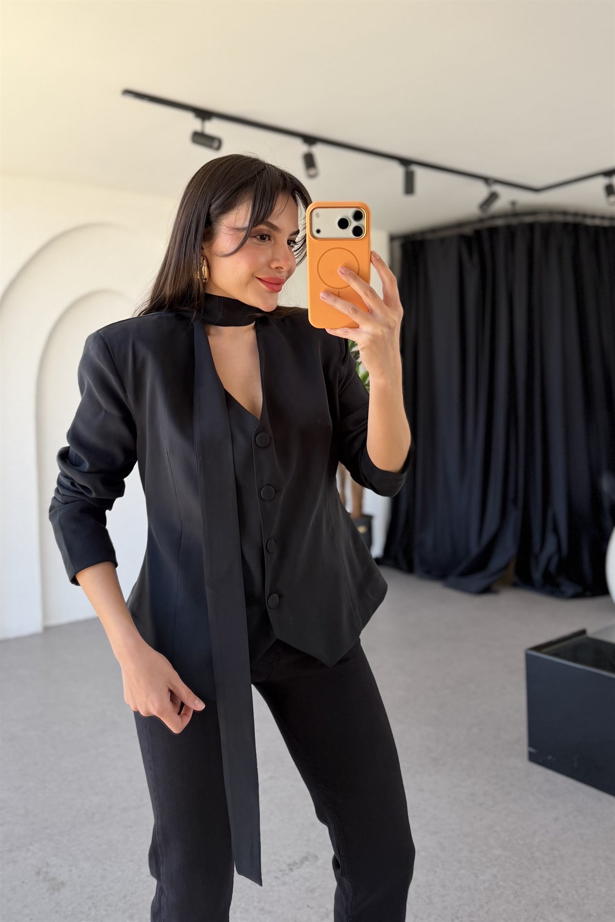 Janely Siyah Şallı Blazer Ceket