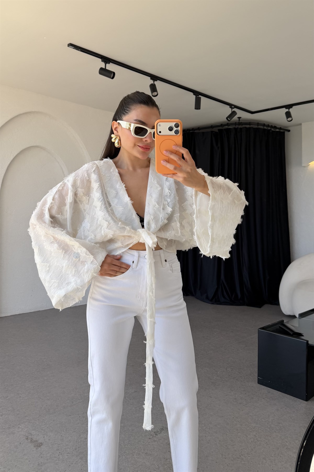 Janus Beyaz Dokulu Bağlamalı Kimono 
