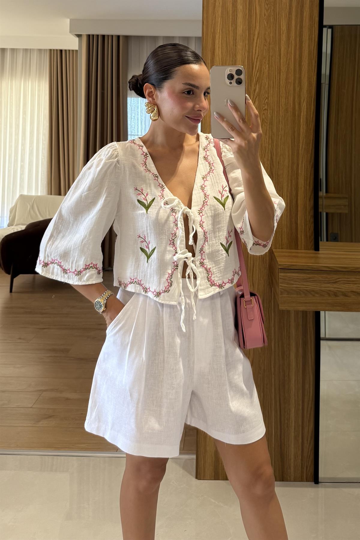 Jared Beyaz Nakışlı Müslin Gömlek 