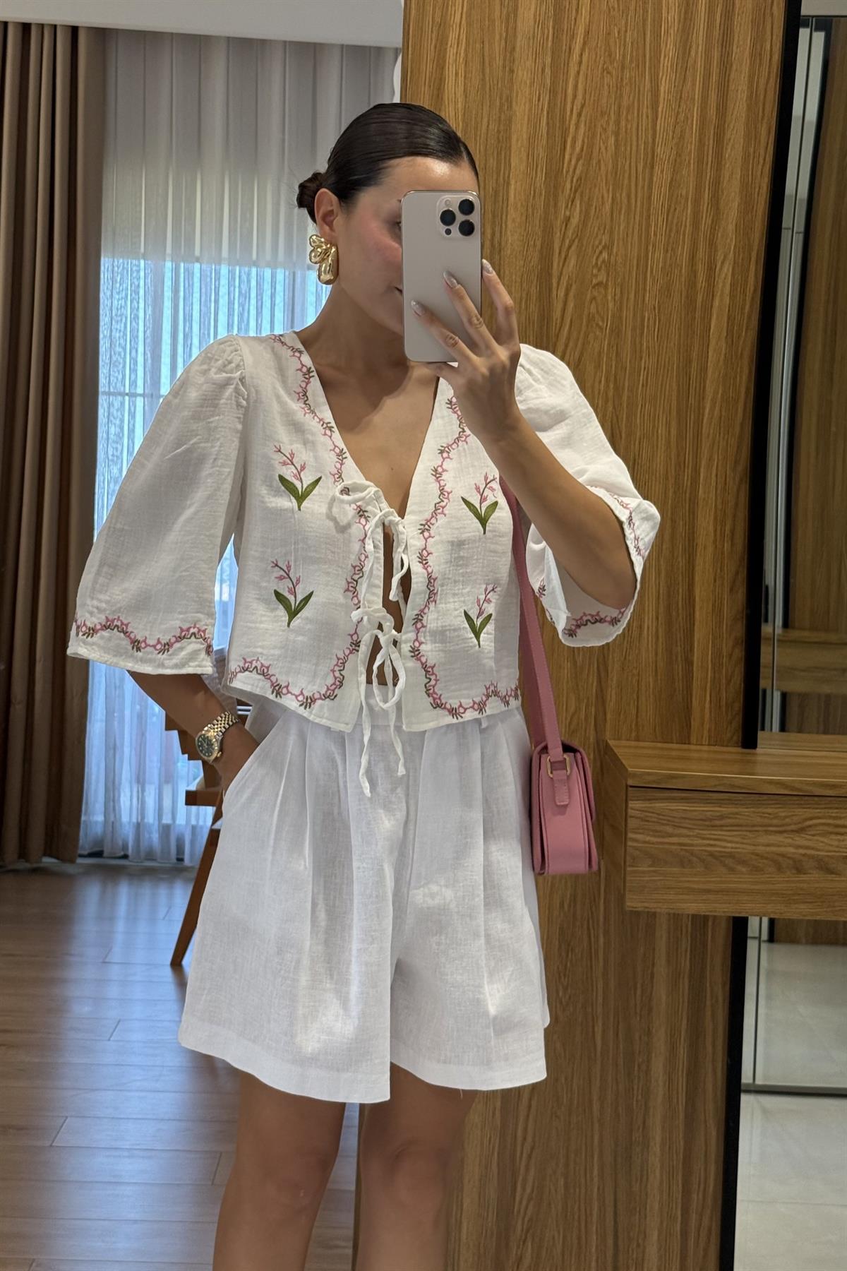 Jared Beyaz Nakışlı Müslin Gömlek 