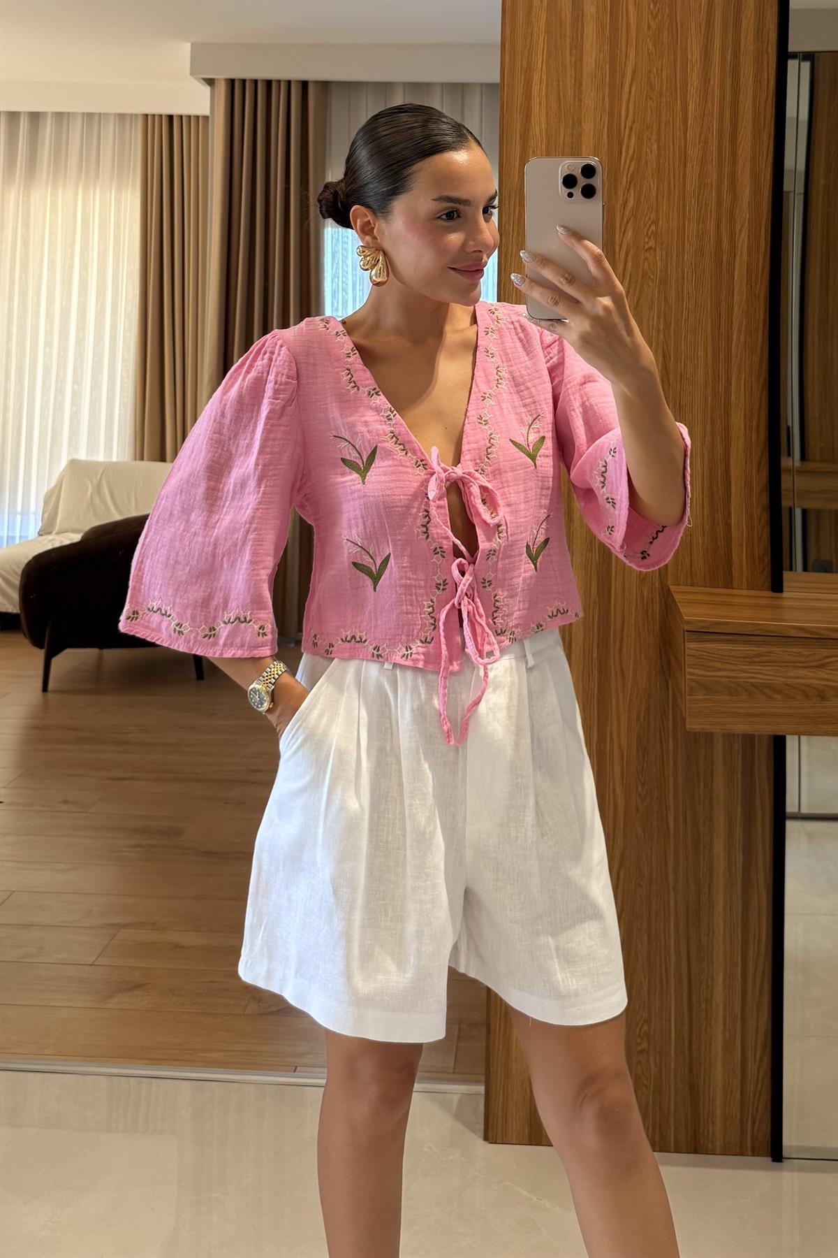 Jared Pembe Nakışlı Müslin Gömlek 