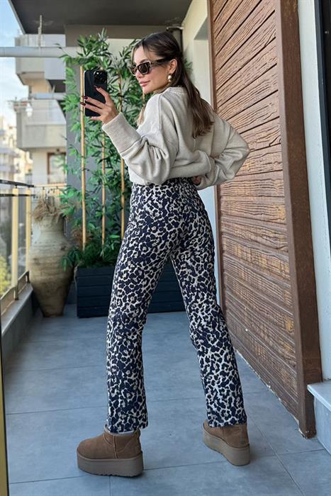 Jay Leopar Desen Flare Jean