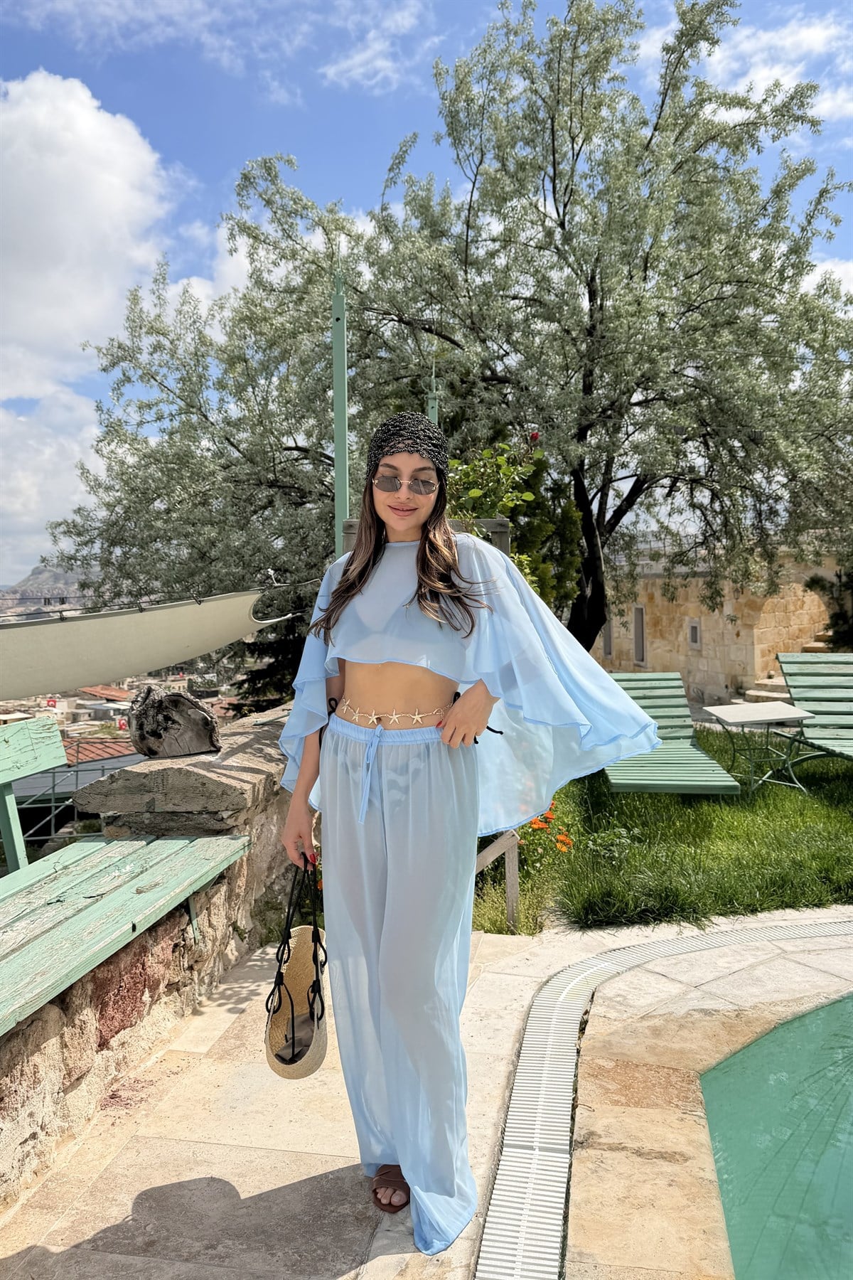 Jennifer Mavi Pelerinli Şifon Takım