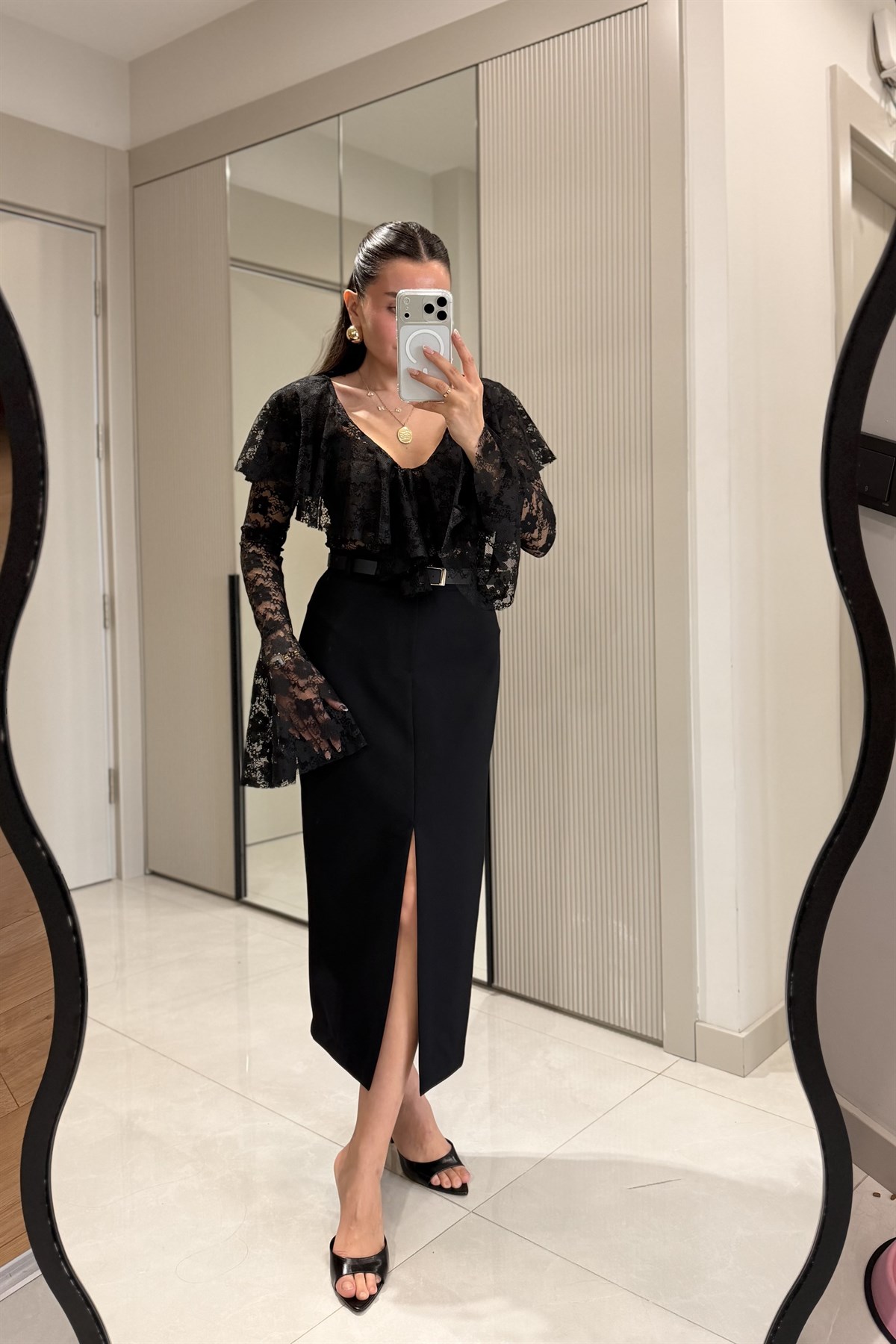 Jeno Siyah Önden Yırtmaçlı Kemerli Etek