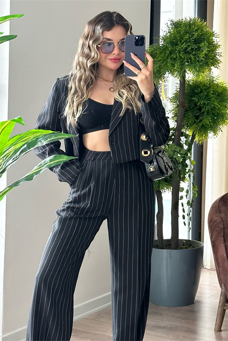 Jessie çizgili mini blazer ceketli takım - Siyah
