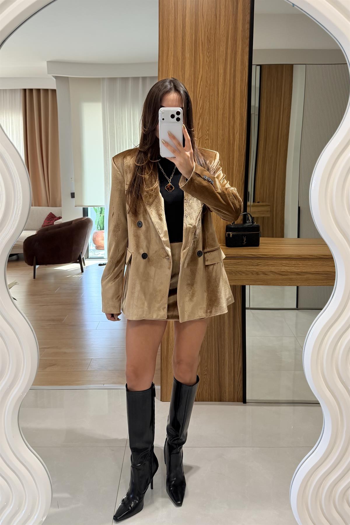 Jimena Vizon Kadife Etekli Takım