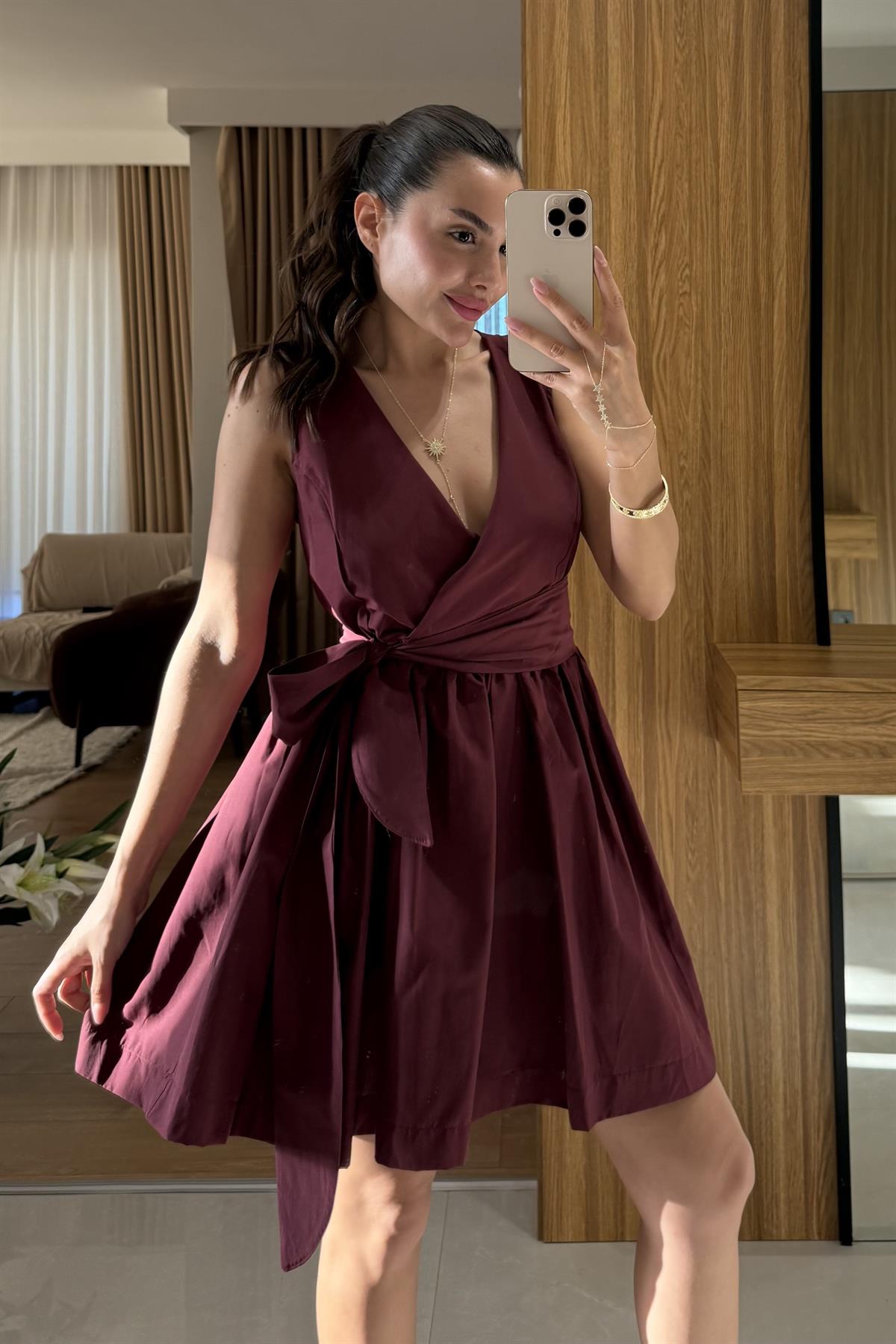 Joi Bordo Kuşaklı Poplin Elbise