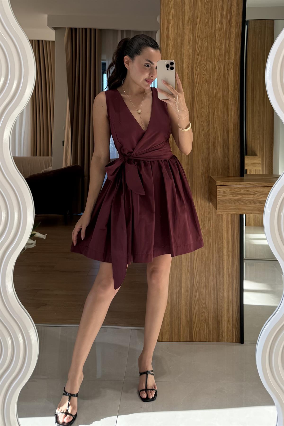 Joi Bordo Kuşaklı Poplin Elbise