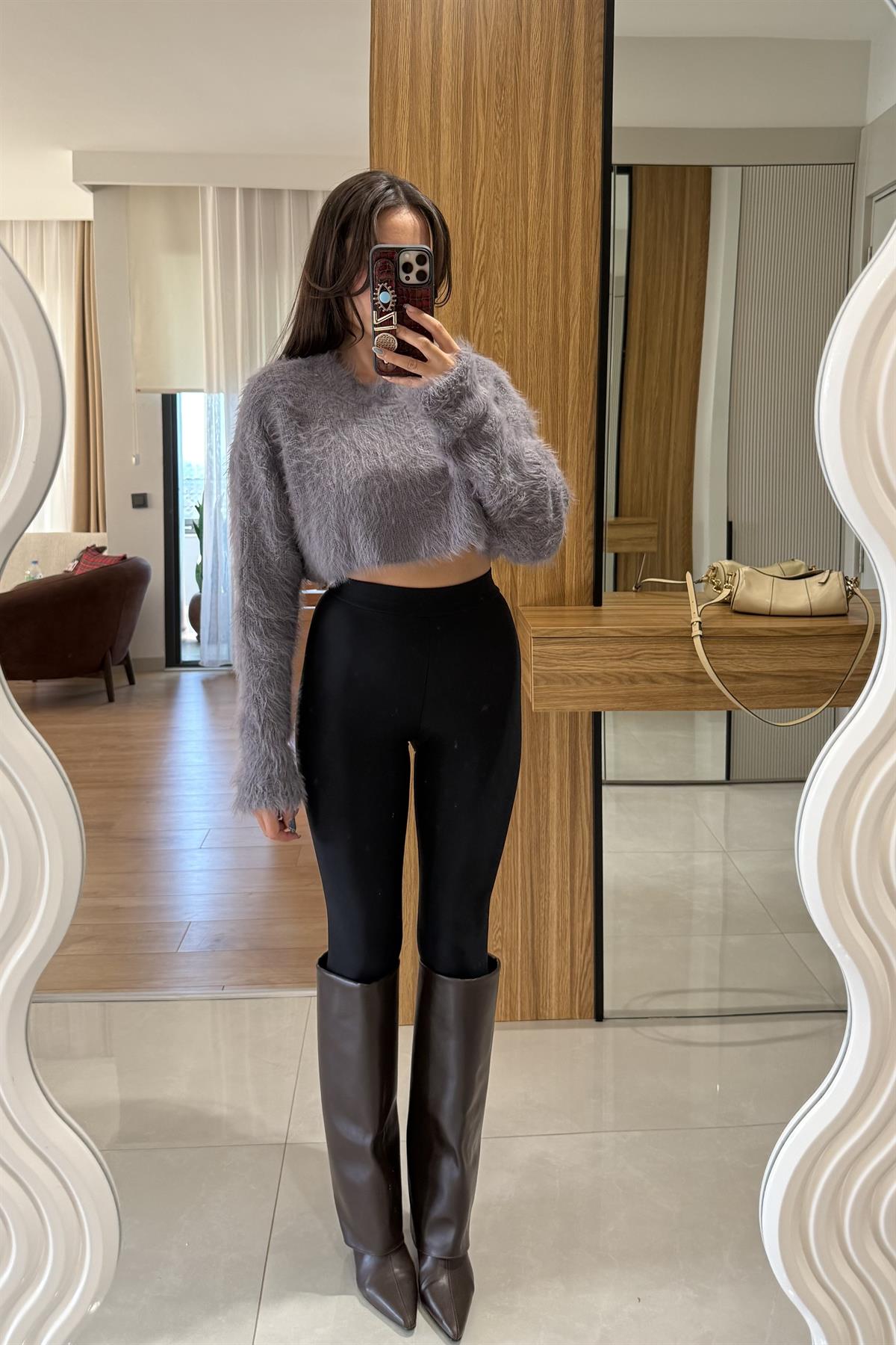 Joudy Antrasit Sakallı Crop Kazak