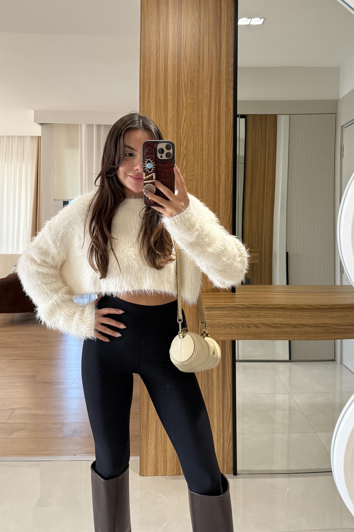 Joudy Ekru Sakallı Crop Kazak