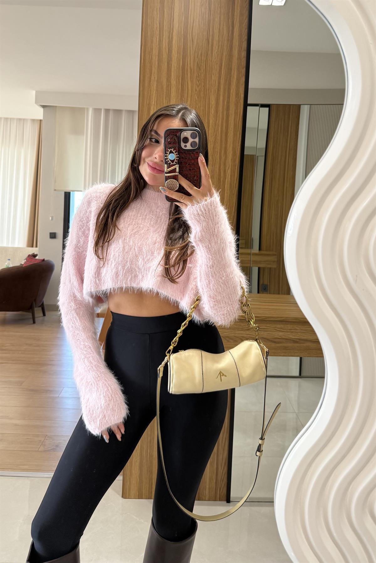 Joudy Pembe Sakallı Crop Kazak