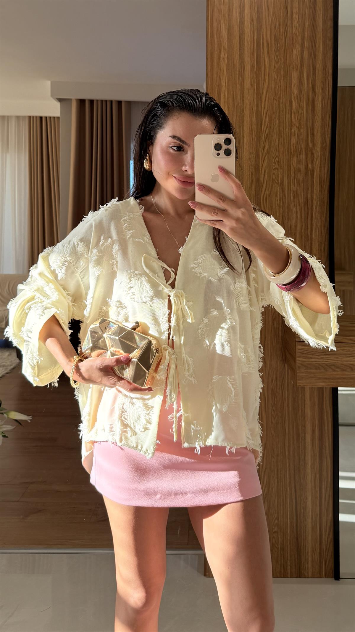 Juel Sarı Püsküllü Bağlamalı Gömlek