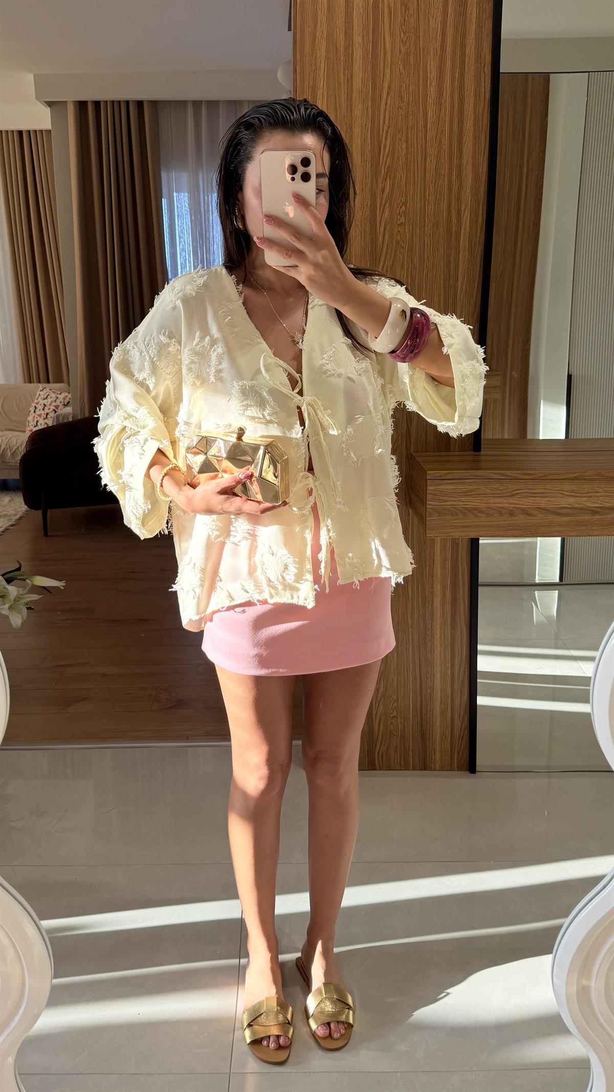 Juel Sarı Püsküllü Bağlamalı Gömlek