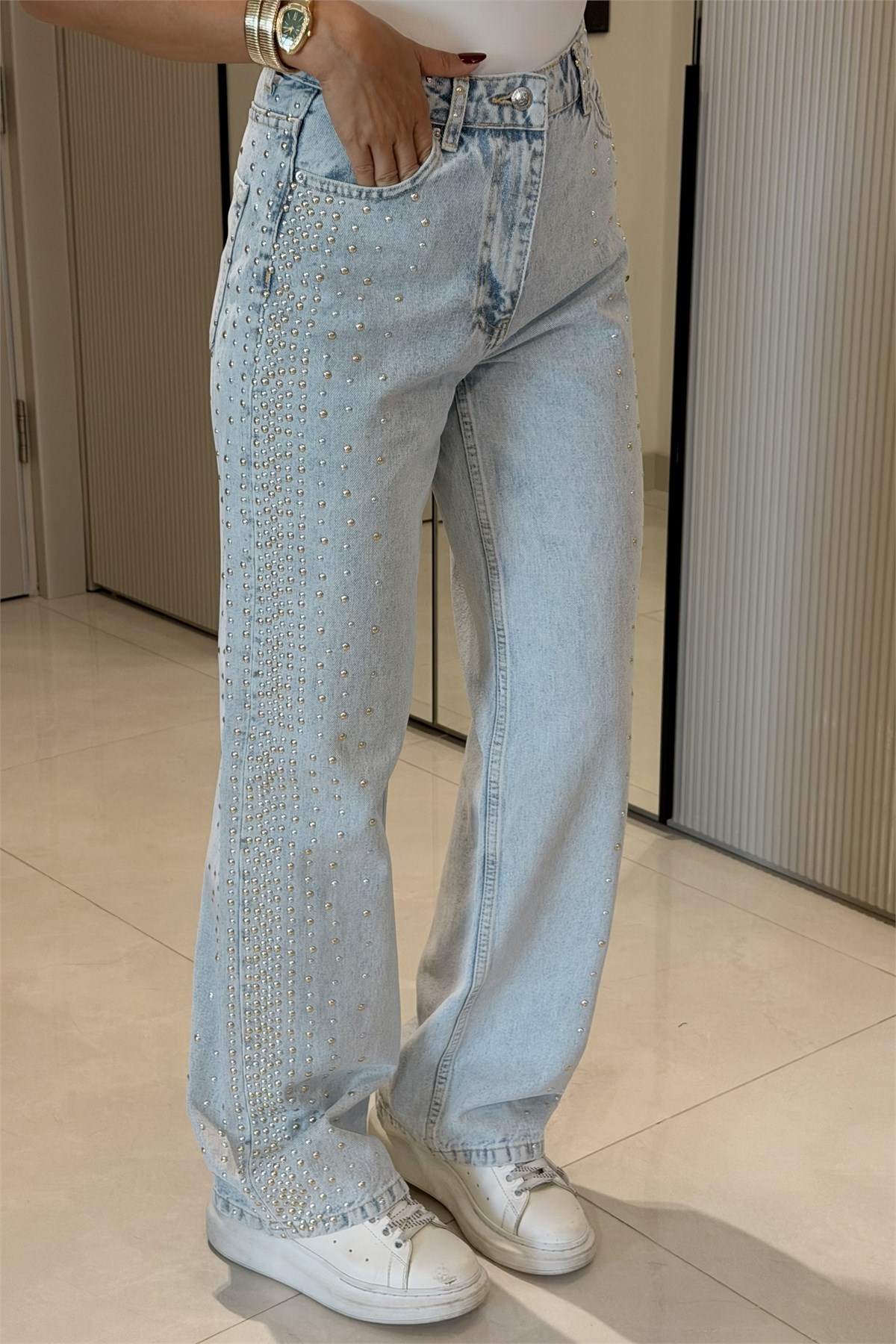 Julia Lightblue Kenarları Zımba Detaylı Jean