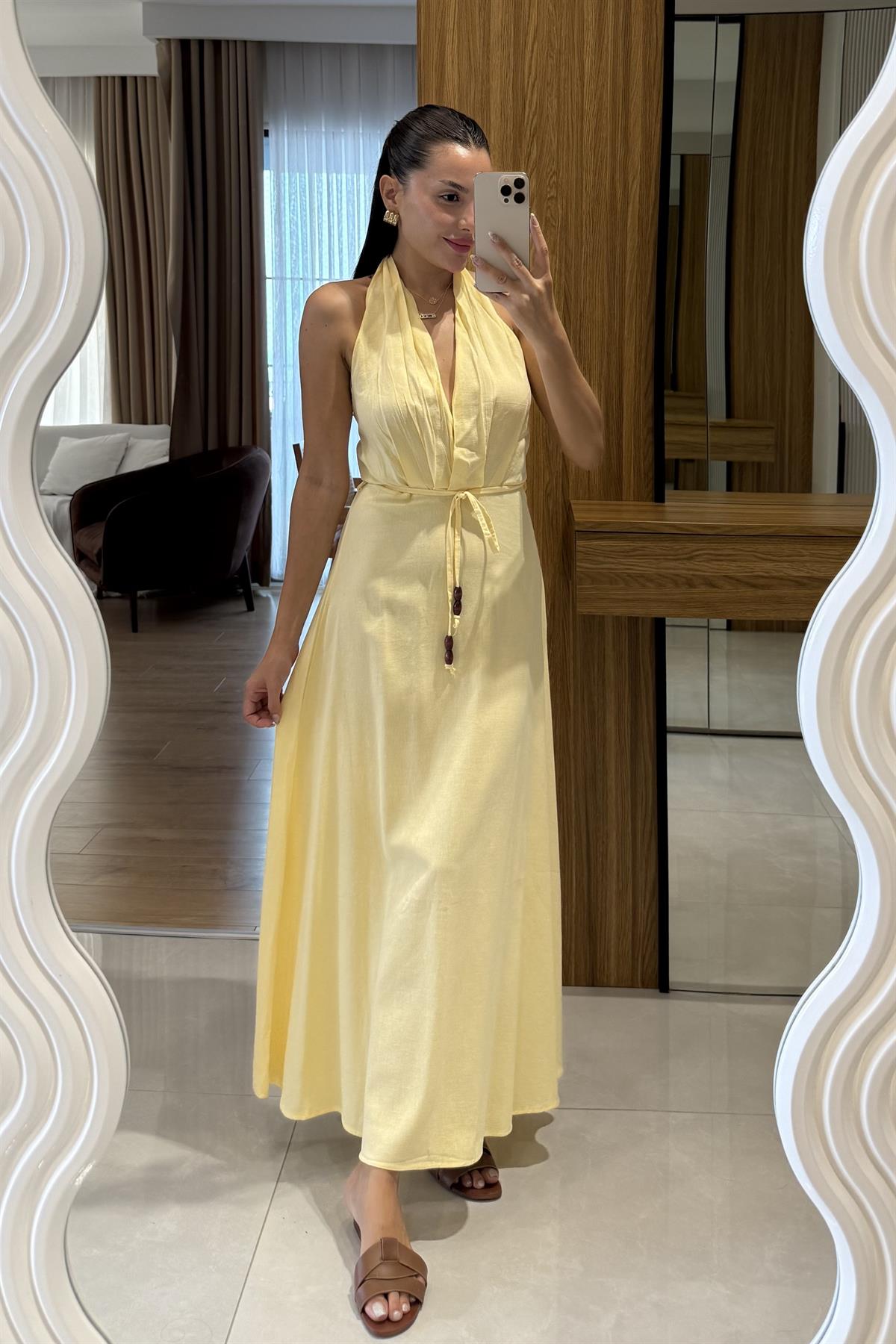 Julianna Sarı Sırt Dekolteli Kuşaklı Keten Elbise