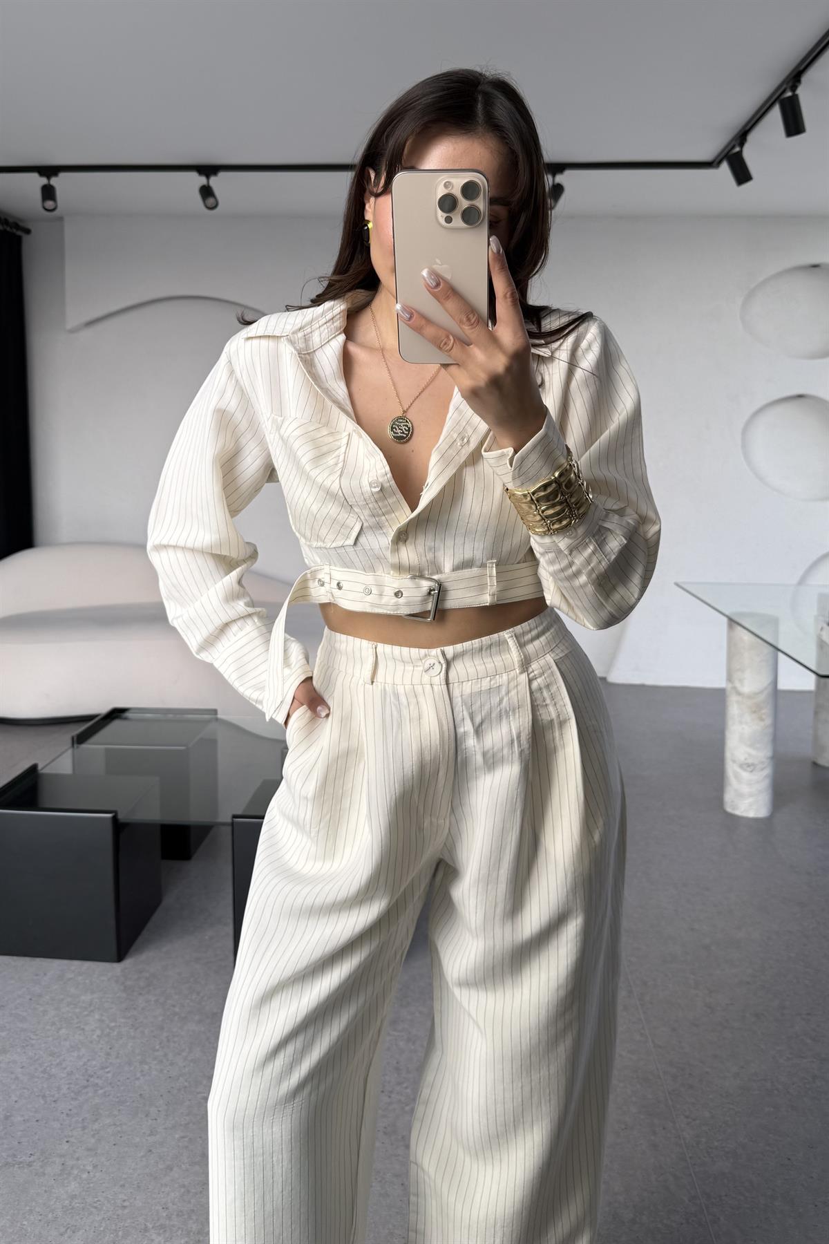 Julie Ekru Şeritli Tensel Takım