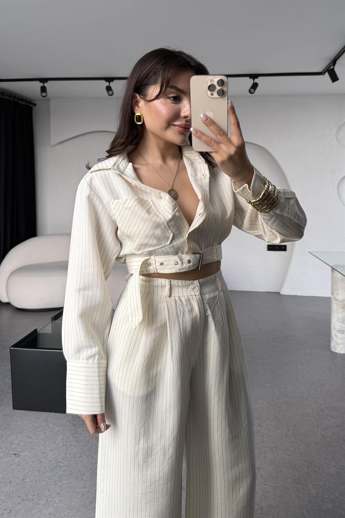 Julie Ekru Şeritli Tensel Takım