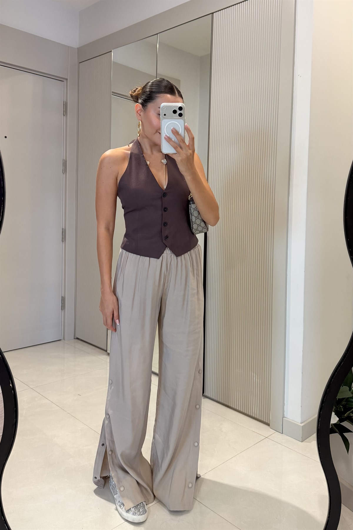 Noir Kahve Halter Yaka Sırt Dekolteli Yelek