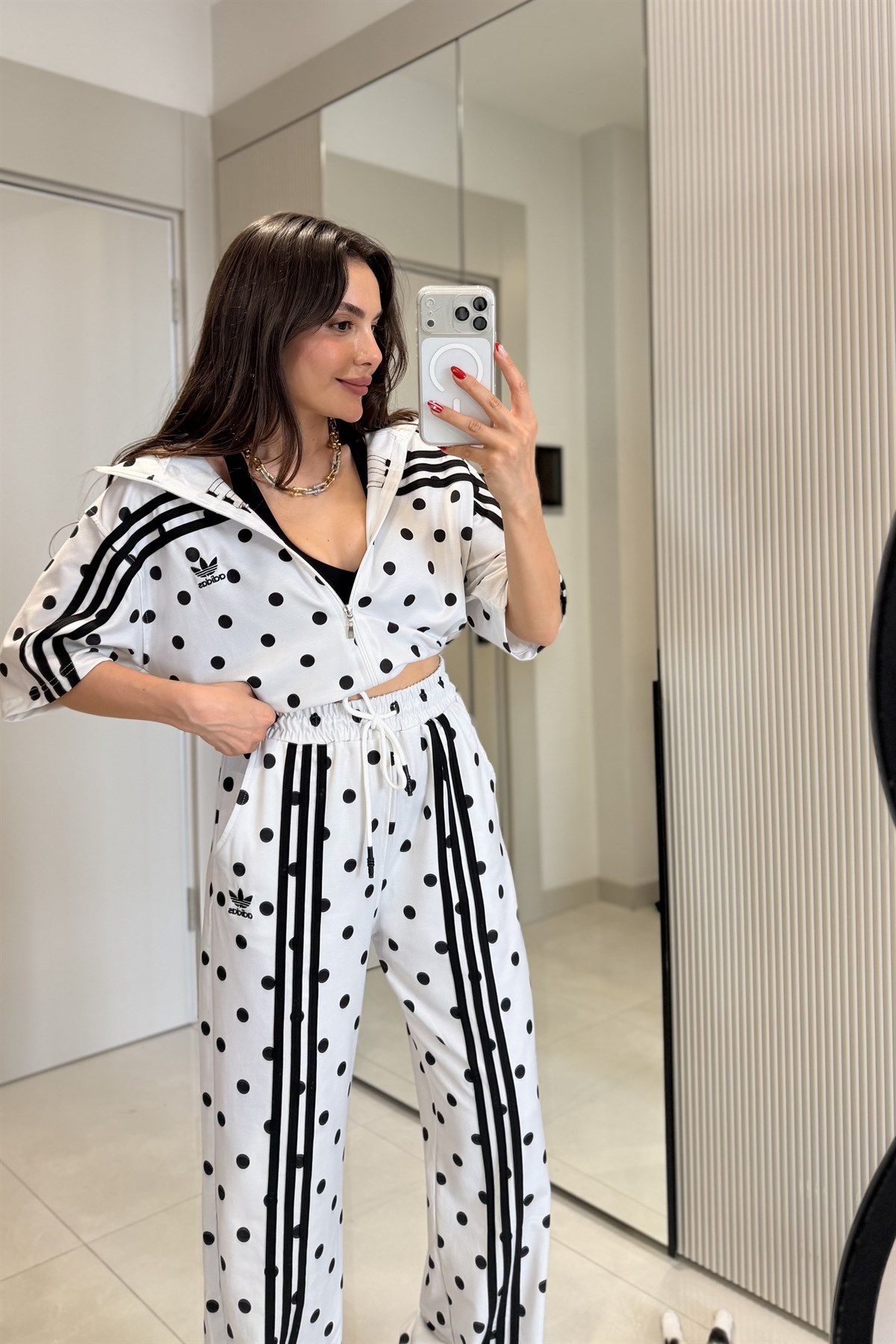 Julika Beyaz Puantiyeli Eşofman Takımı