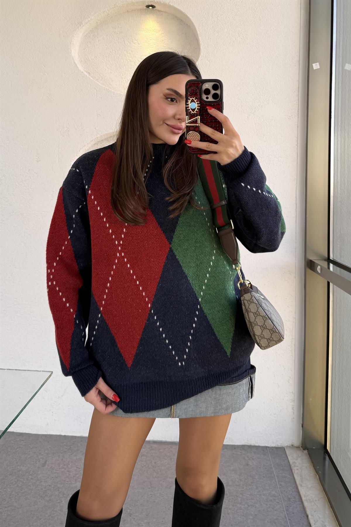 Julles Bakalava Desen Kazak 