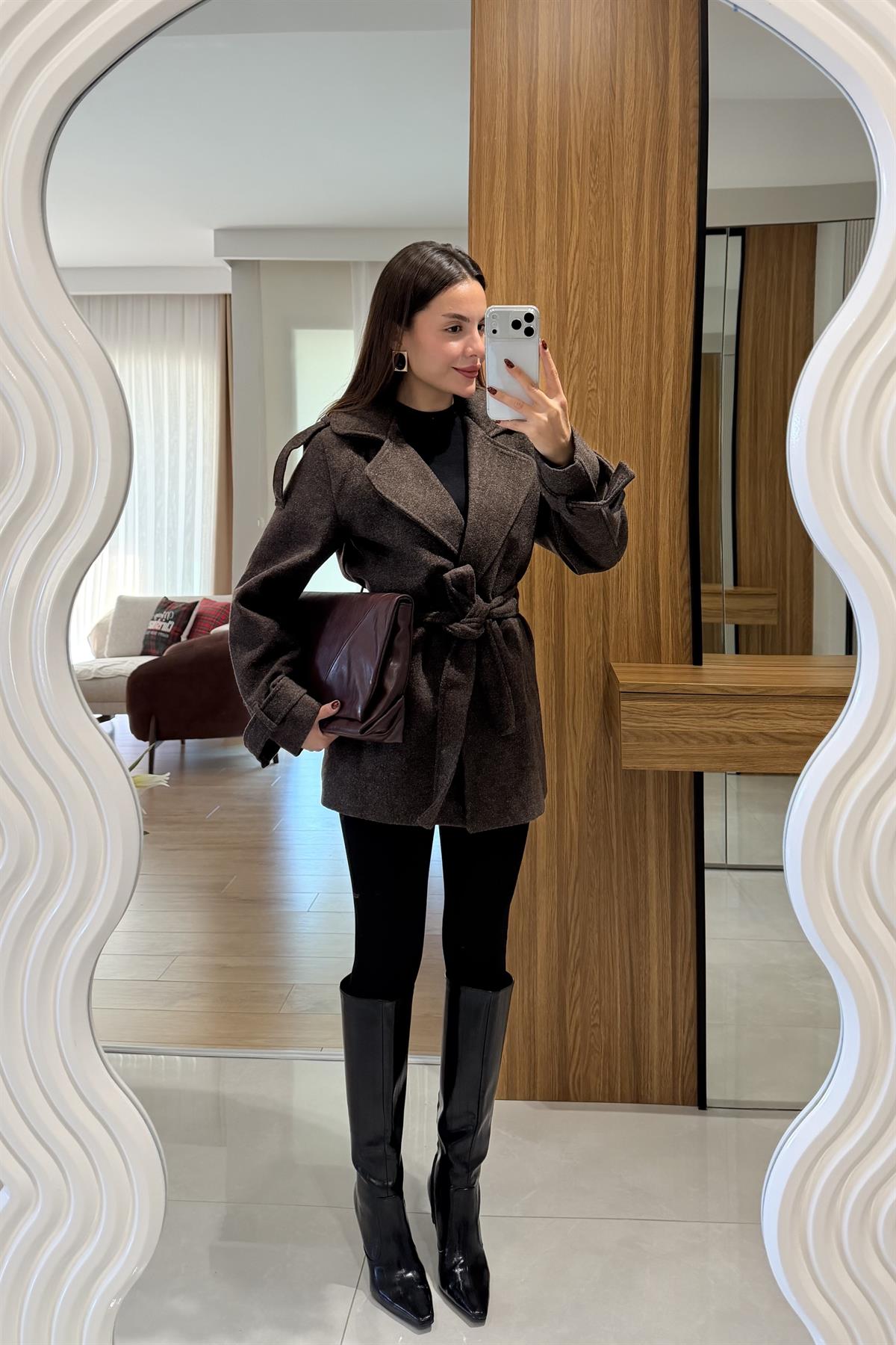 Justin Kahve Kaşe Kuşaklı Kaban