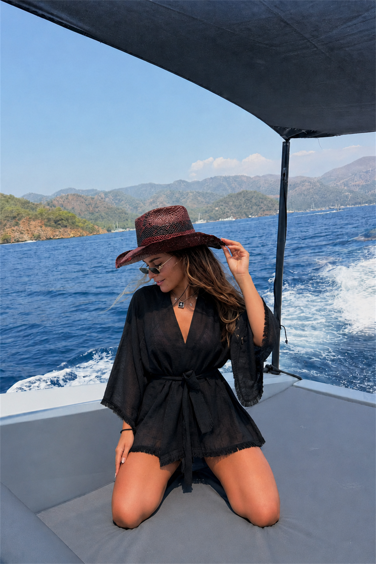 Kalie Siyah Kuşaklı Püsküllü Kimono Gömlek