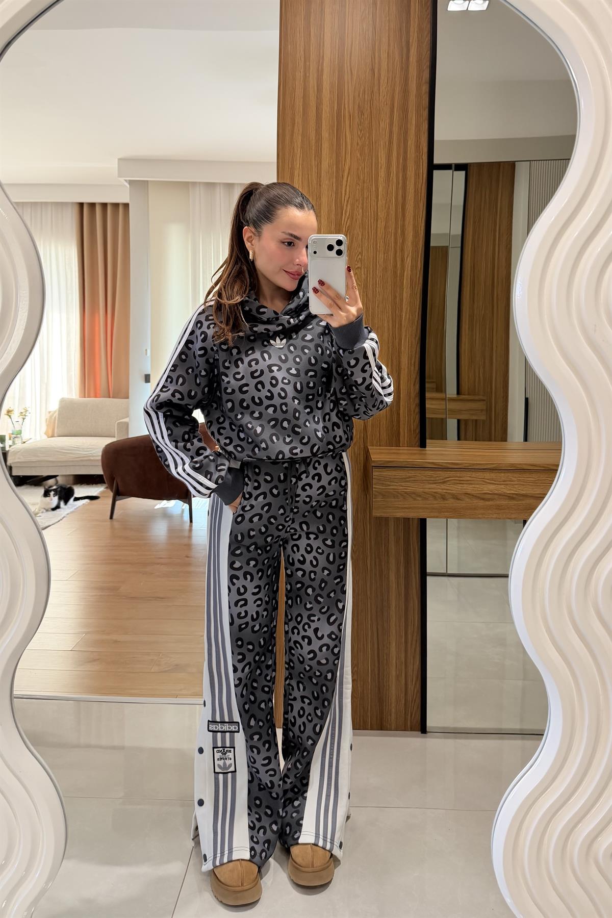 Katrusya Antrasit Leopar Şardonlu Eşofman Takımı