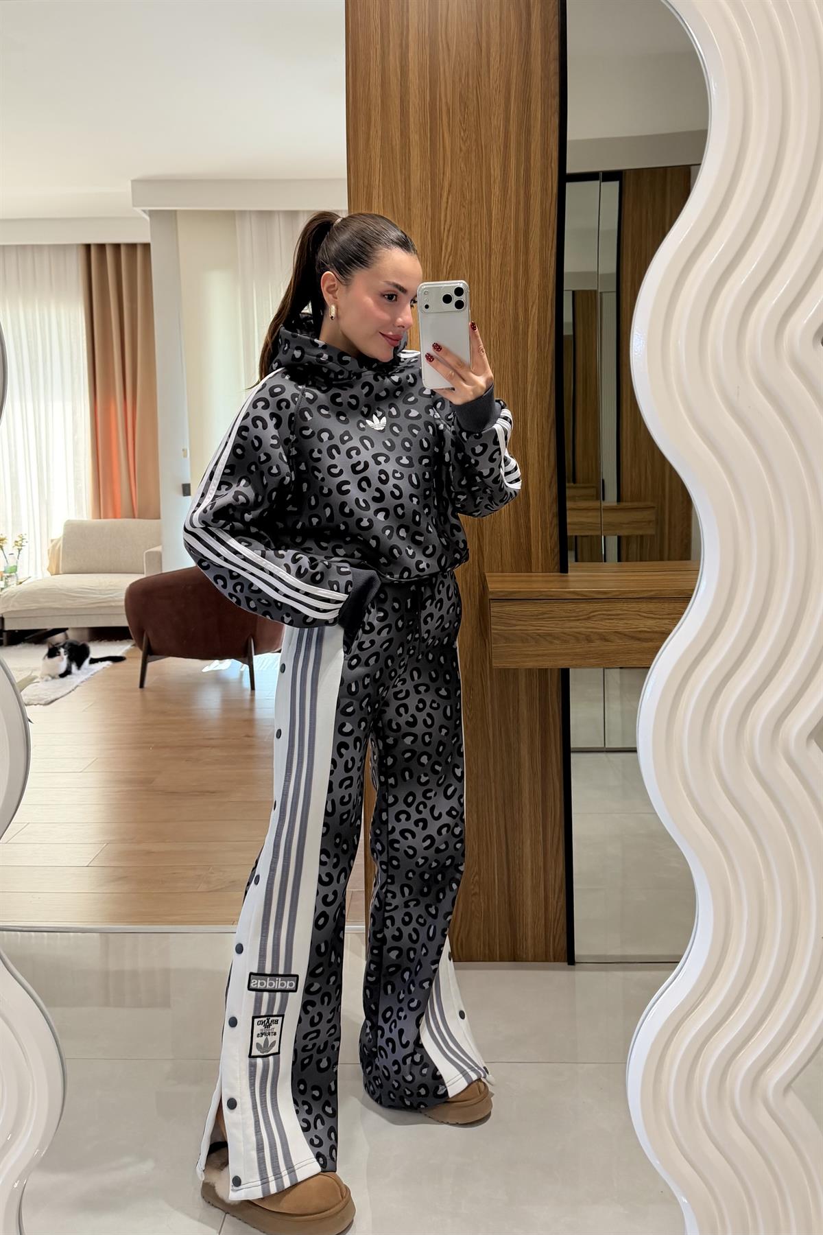 Katrusya Antrasit Leopar Şardonlu Eşofman Takımı