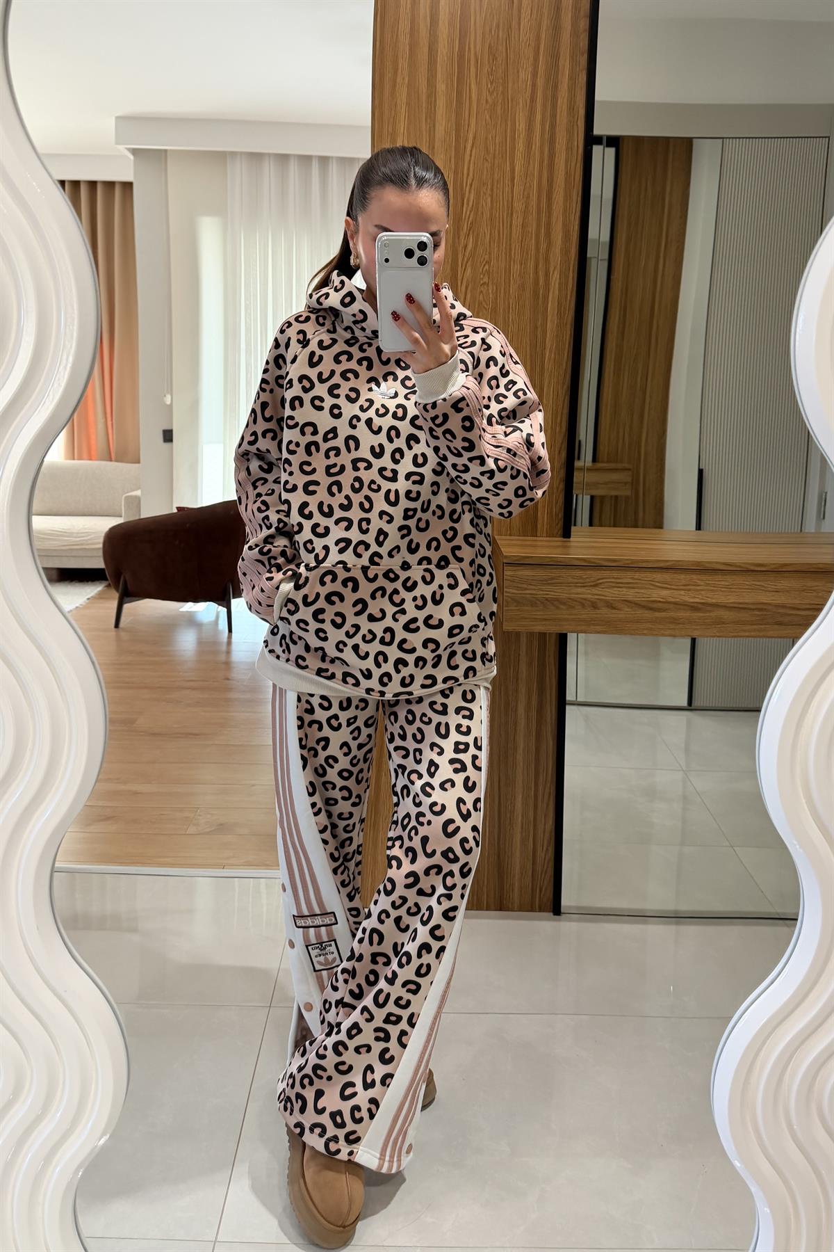 Katrusya Bej Leopar Şardonlu Eşofman Takımı