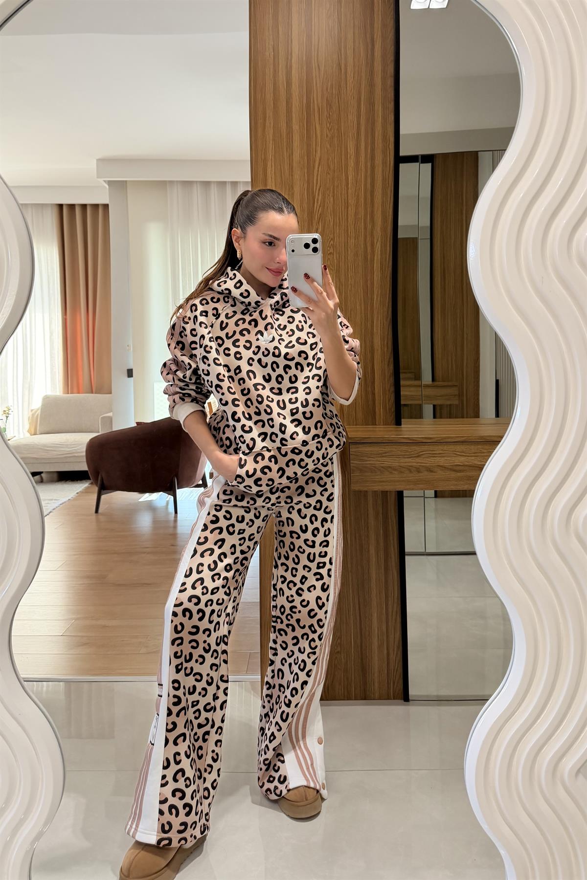 Katrusya Bej Leopar Şardonlu Eşofman Takımı