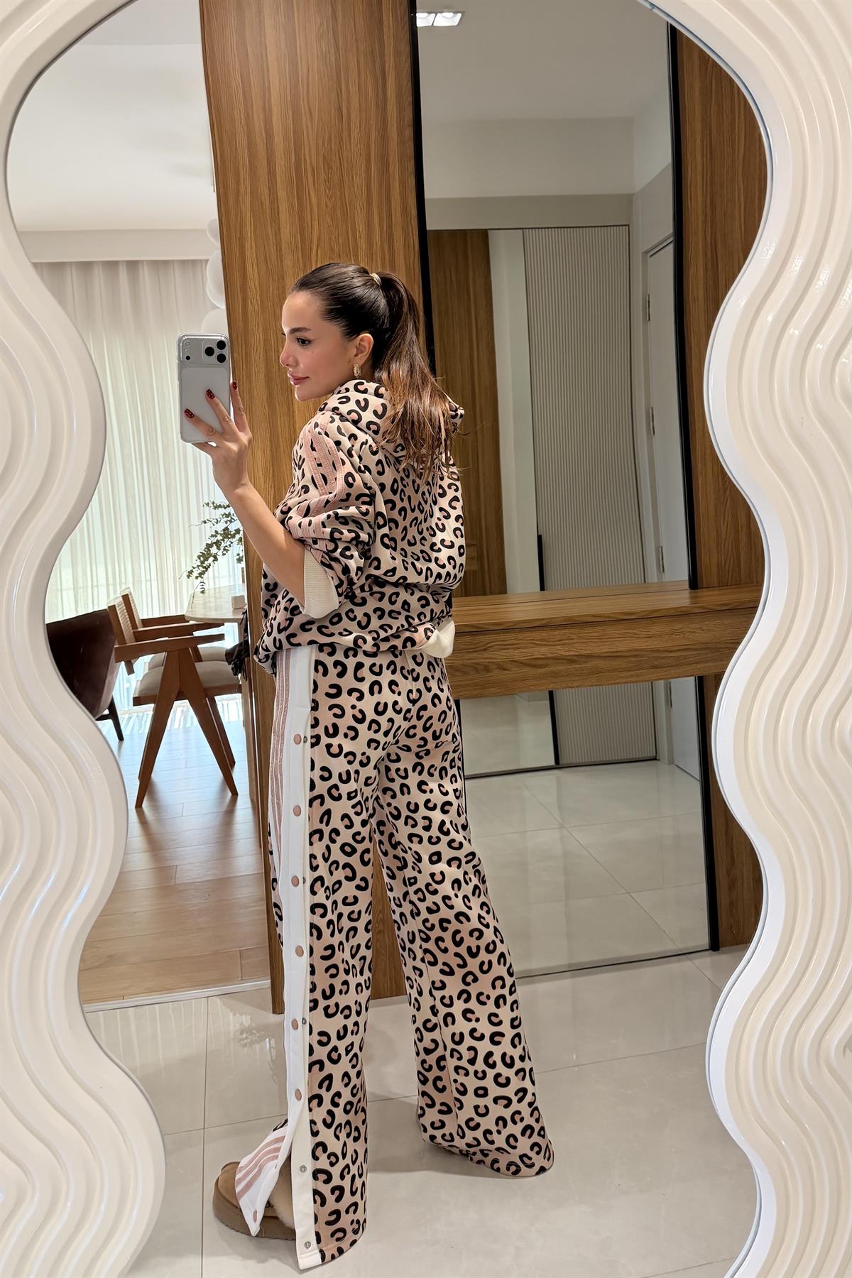 Katrusya Bej Leopar Şardonlu Eşofman Takımı