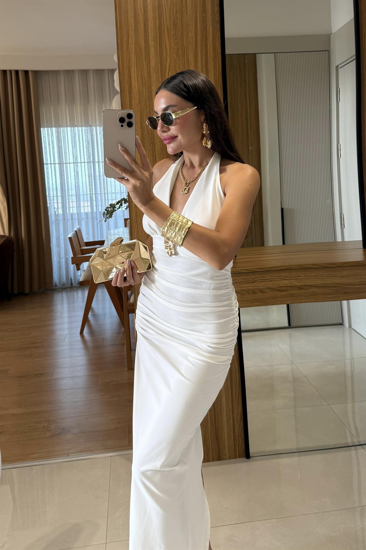 Keira Beyaz Aksesuar Detaylı Elbise