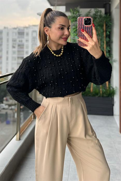 Kesha İnci İşlemeli Siyah Örme Kazak