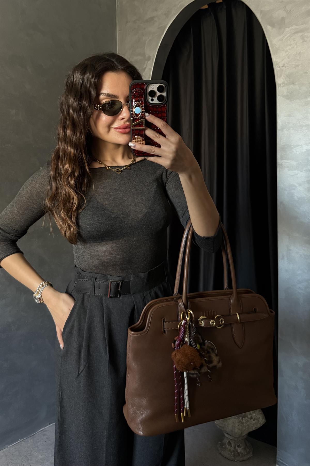 Kiev Füme Transparan Basic Bluz