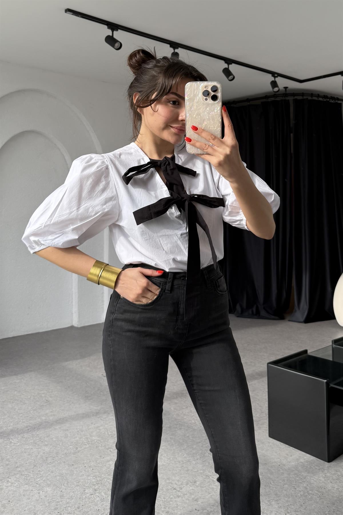 Kintana Beyaz Bağlamalı Poplin Bluz