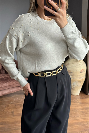 Kolları inci işlemeli gri kazak