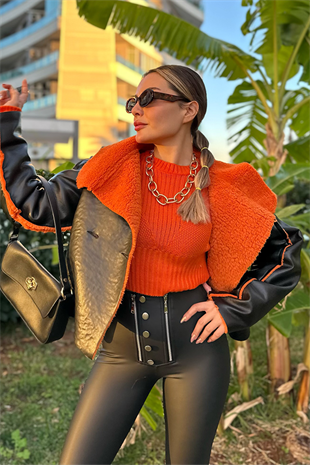 Korse etkili turuncu triko