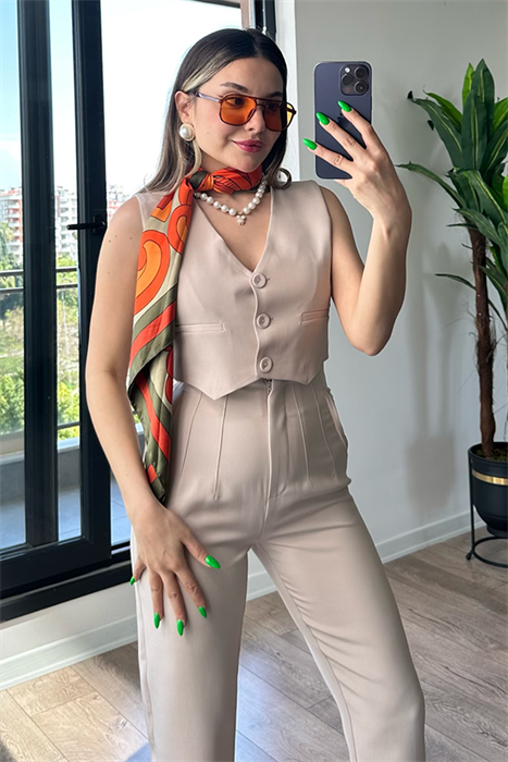 Krem rengi crop yelek