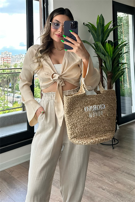 Krem saten bağlamalı gömlek