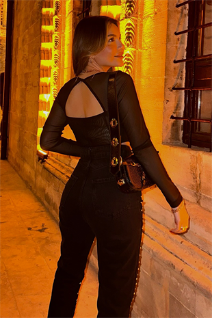 Kurdele detaylı siyah tasarım crop
